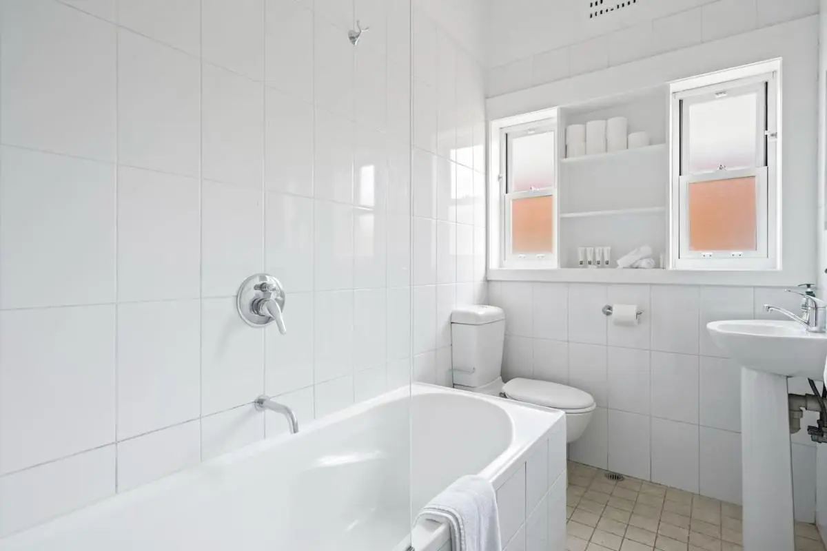 Image 2 of ‘Slate Serenade’ A Cosy Bondi Beachside Getaway