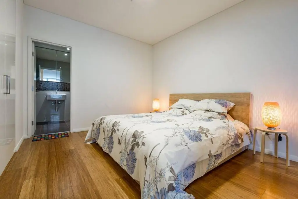 Image of Sleek Chinatown Pad in the Heart of the CBD