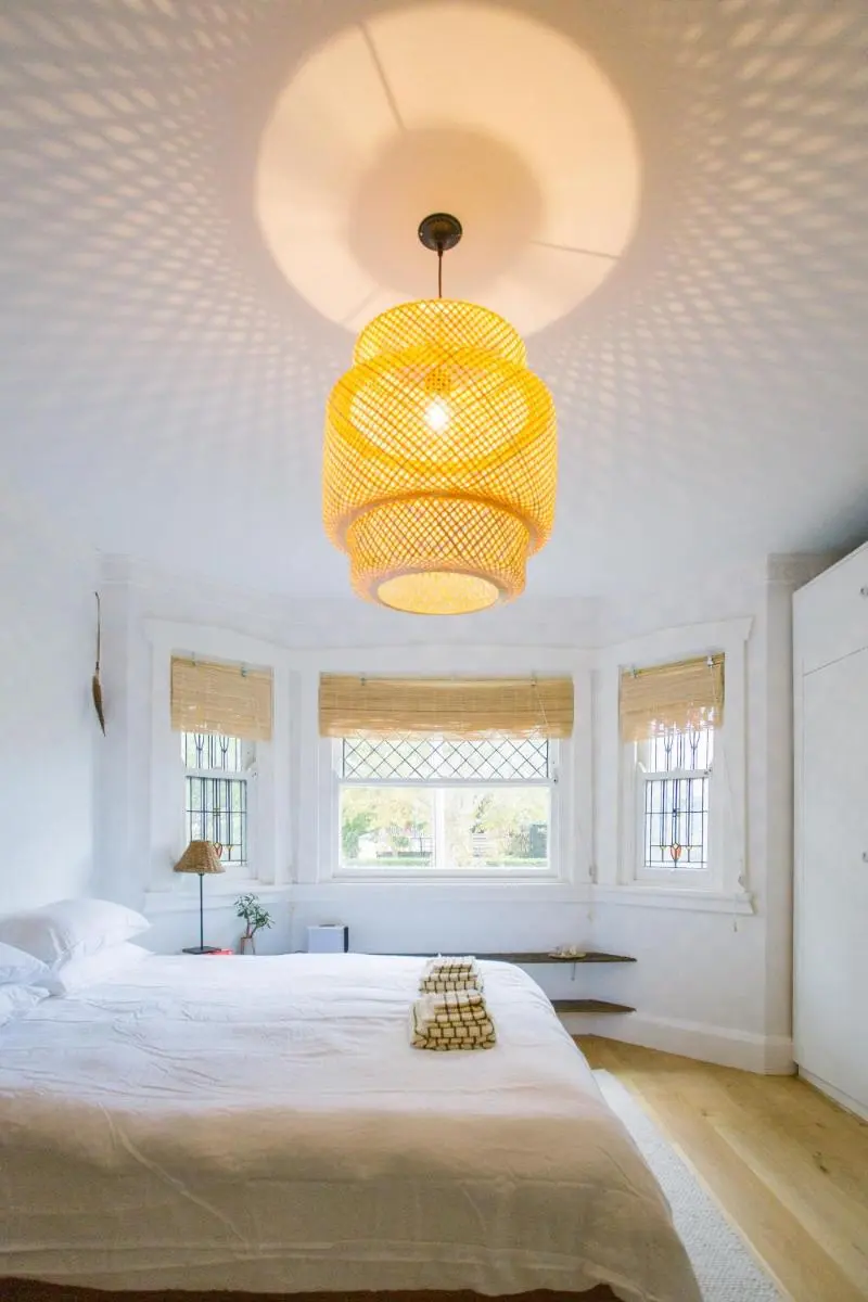 Image 6 of Spacious 4-Bedroom Manly Beach Apartment, Balcony, Bath & Fireplace, 2 Min to Beach