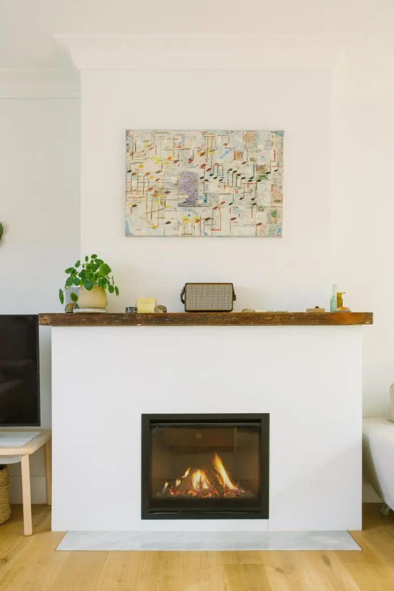 Image 5 of Spacious 4-Bedroom Manly Beach Apartment, Balcony, Bath & Fireplace, 2 Min to Beach