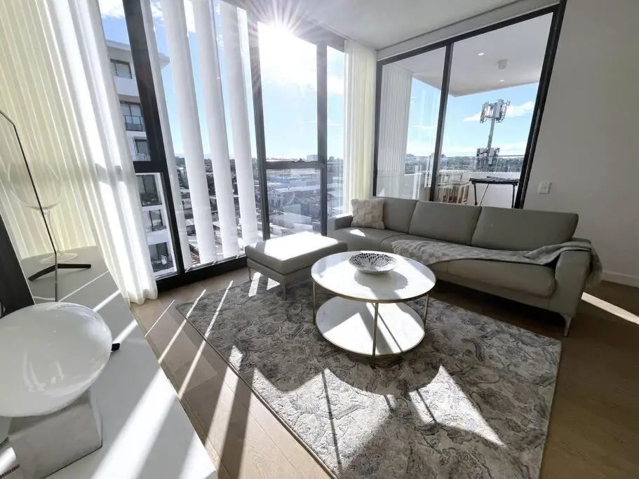 Image 2 of Spacious Apartment near Airport & Ramsgate Beach