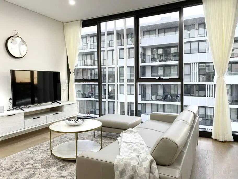 Image 4 of Spacious Apartment near Airport & Ramsgate Beach