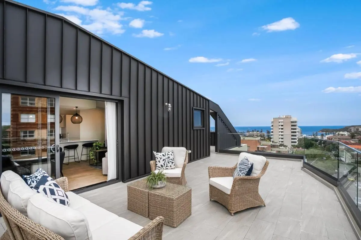 Image 5 of Spacious Penthouse Fabulous Harbour & Ocean Views