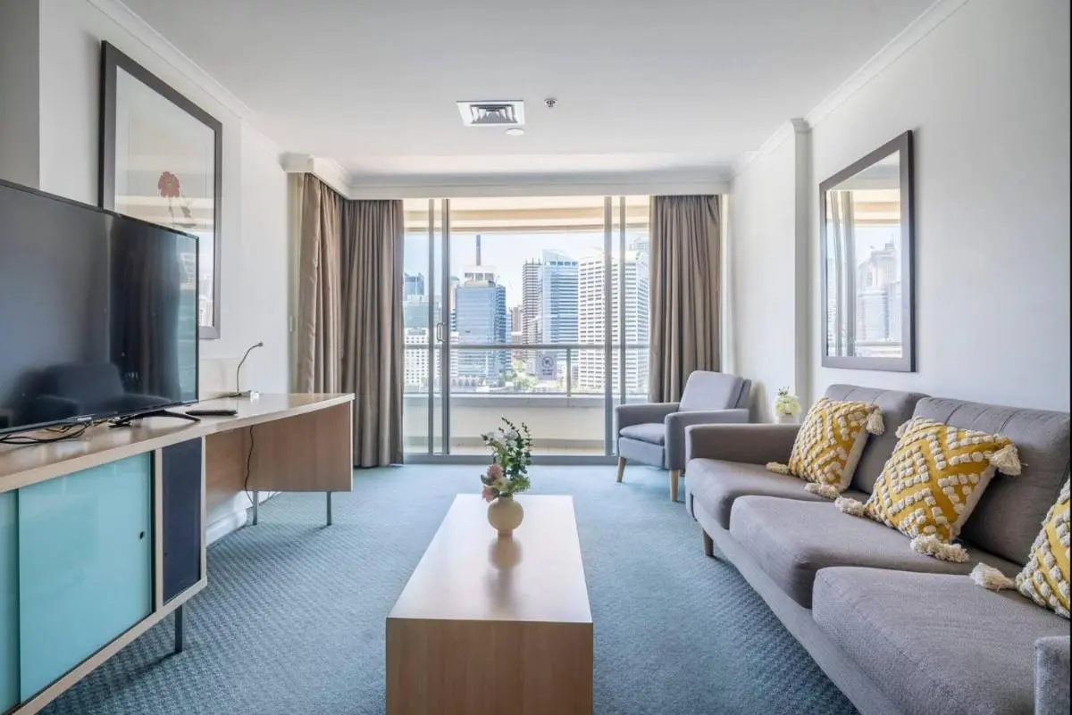 Image 5 of Spectacular Darling Harbour View Apartment & Parking
