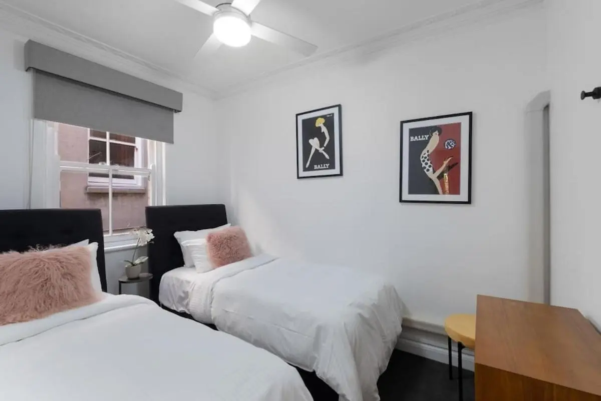 Image 6 of St James, Art Deco Dream – 2 Bedrooms W Aircon