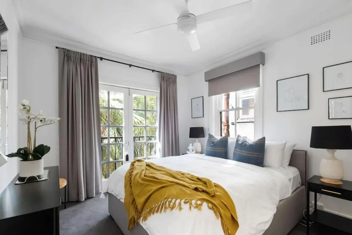 Image 1 of St James, Art Deco Dream – 2 Bedrooms W Aircon