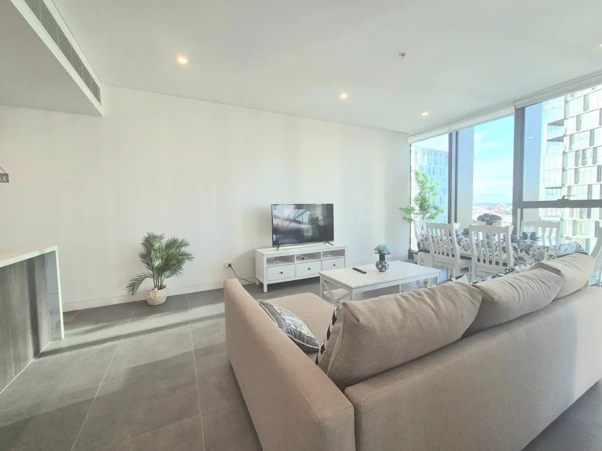 Image 4 of Stadium View Oasis 2BR with Free Parking