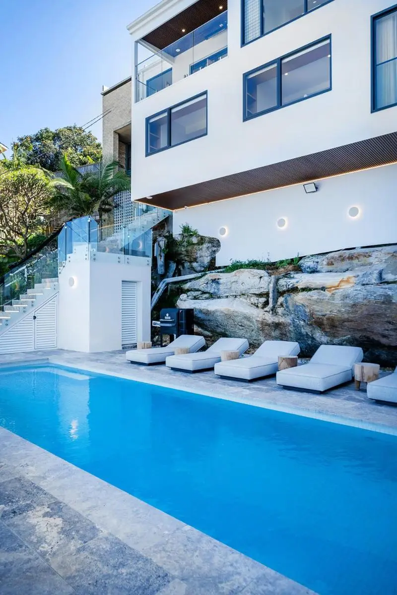 Image 3 of Stunning 4BR Waterfront House with pool in Sth Coogee