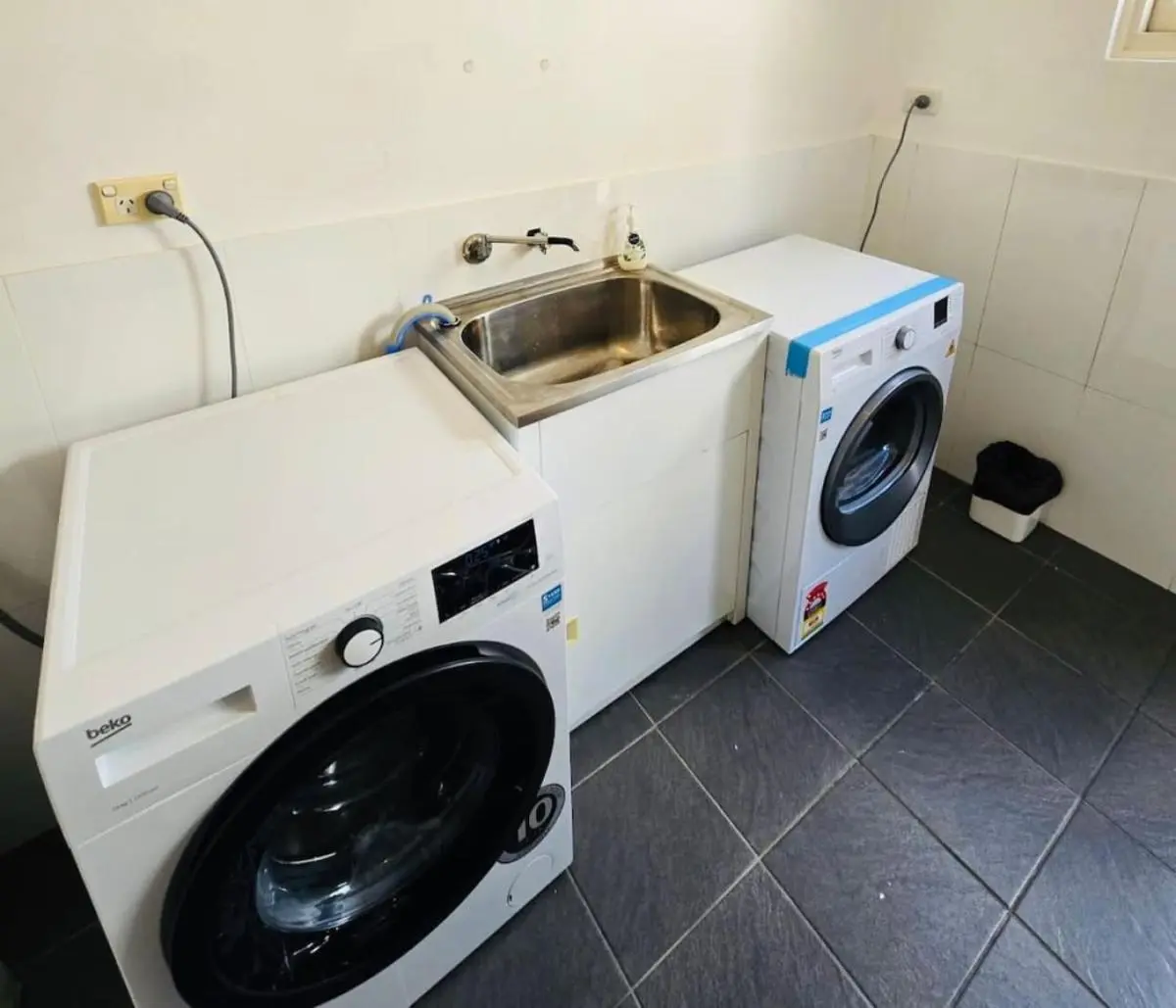 Image 4 of Stunning Huge Studio, Sunny terrace with Parking