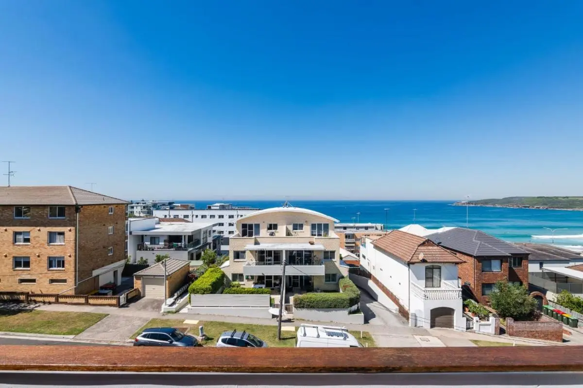 Image 5 of Stunning Maroubra Beachview Apt with Parking