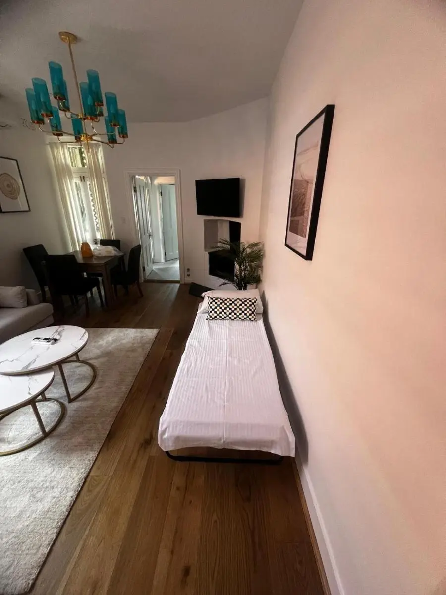 Image 4 of Stunning Terraced Apartment near the Sydney Opera House