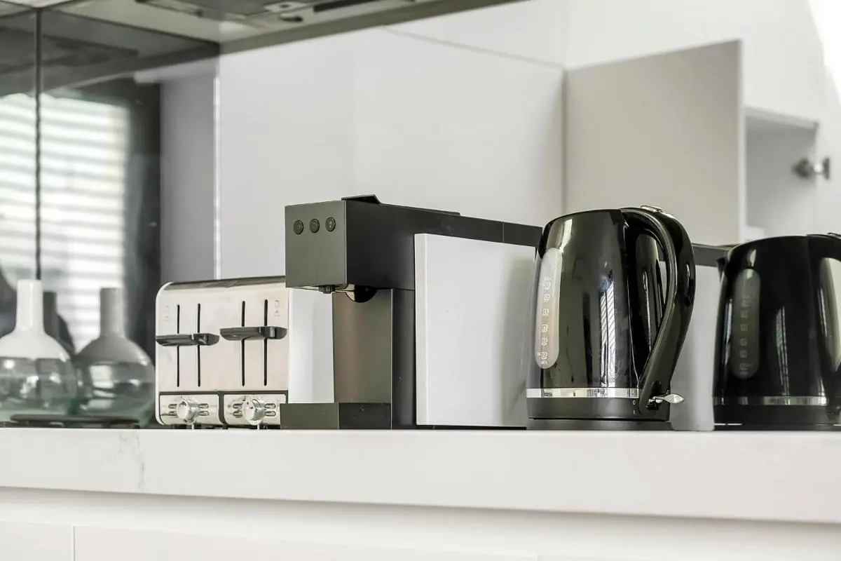 Image 5 of Stylish 1BR Apartment with Skylight near Bondi Beach