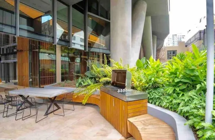 Image 6 of Stylish 1BR Entire CBD Apt 5 Minutes Train Station