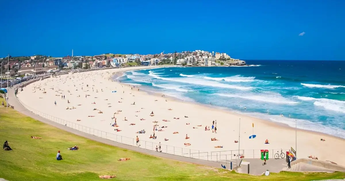 Image 2 of Stylish and perfectly located Bondi Beach hideaway