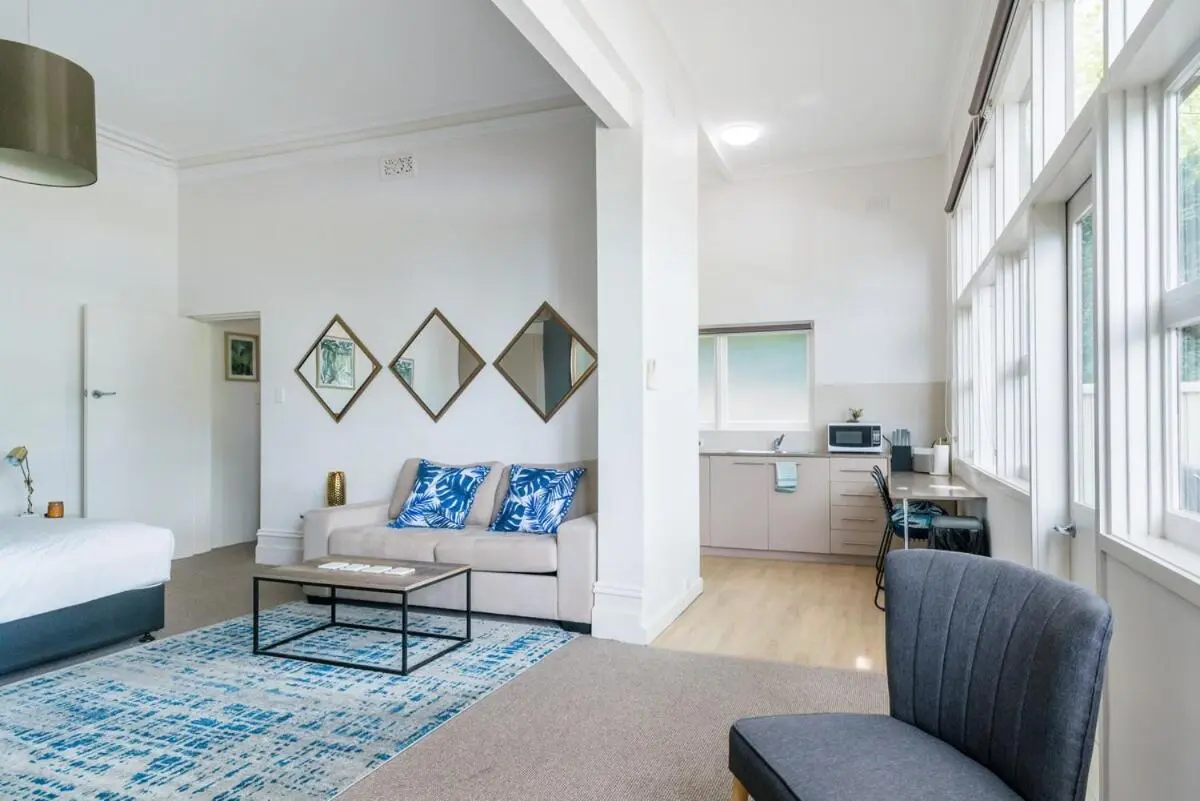 Image 3 of Sun Drenched Ground Floor Studio with Patio