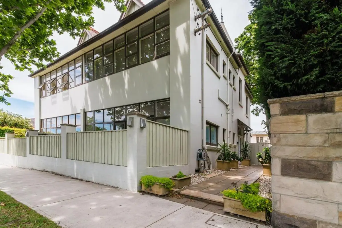 Image 5 of Sun Drenched Ground Floor Studio with Patio