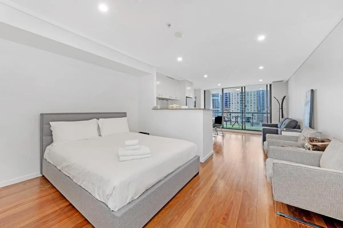 Image 1 of Sydney CBD Studio I City Views I Sleeps 4 People