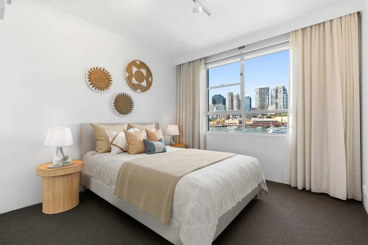Image 1 of Sydney Harbourside Apartment