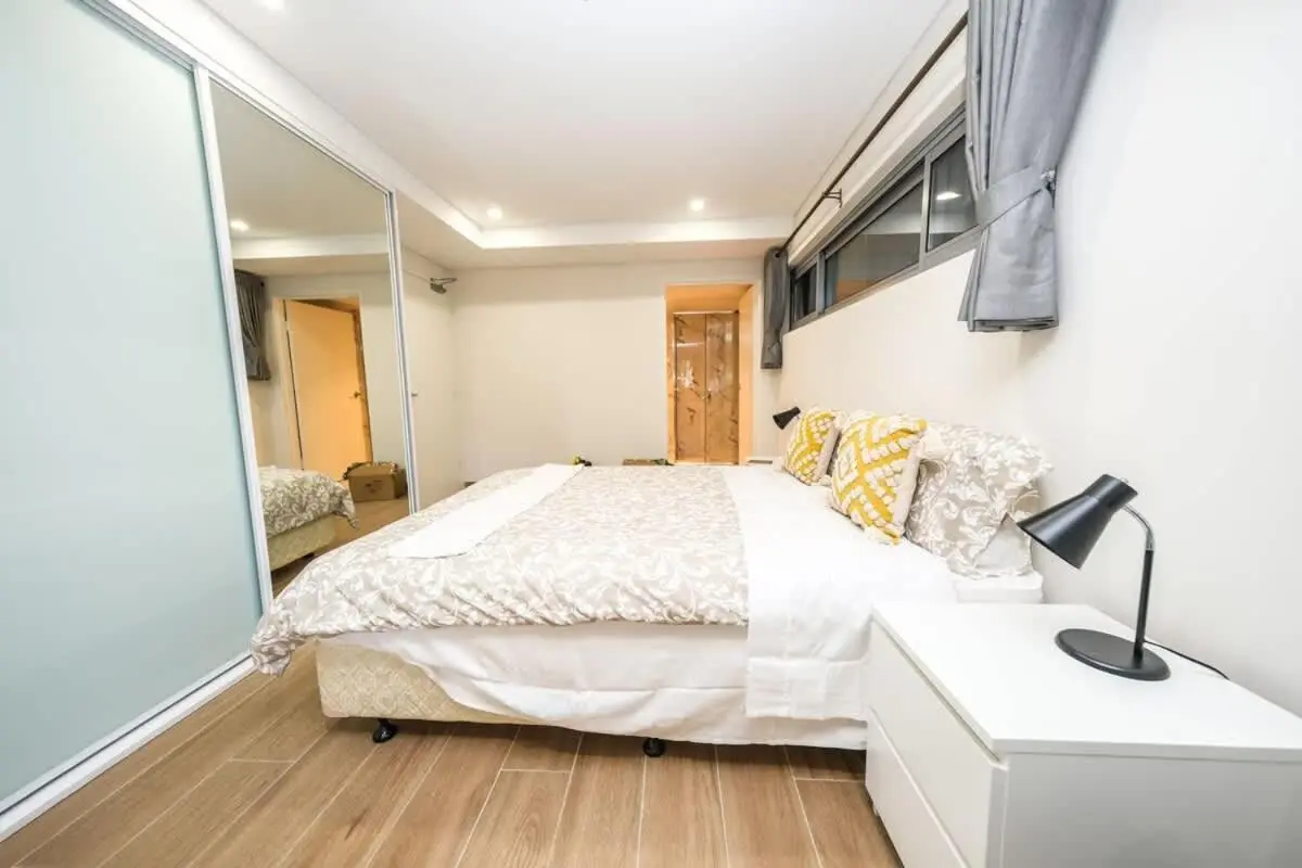 Image 6 of Sydney strathfield brand new studio