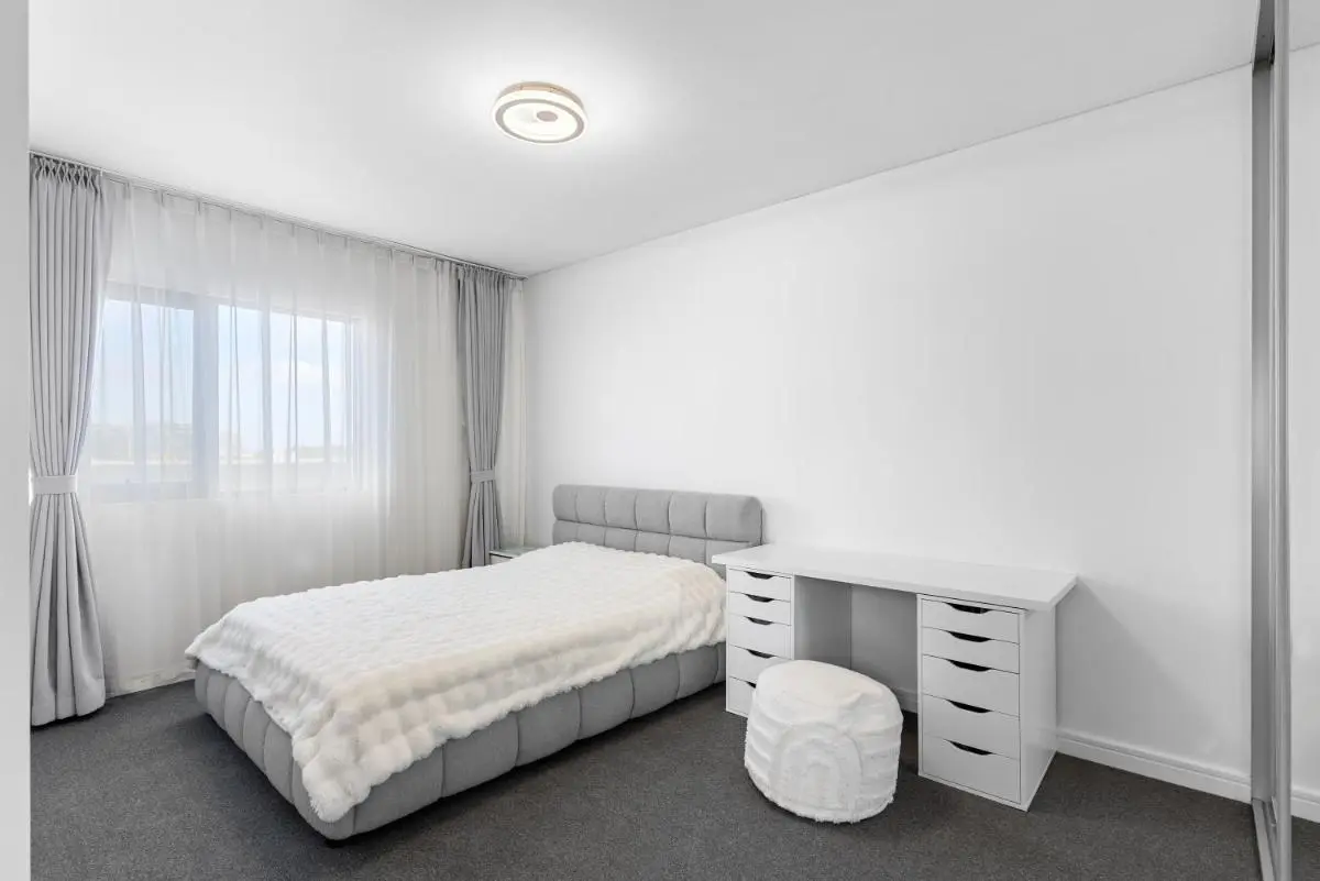 Image 1 of T8 Penthouse Suite