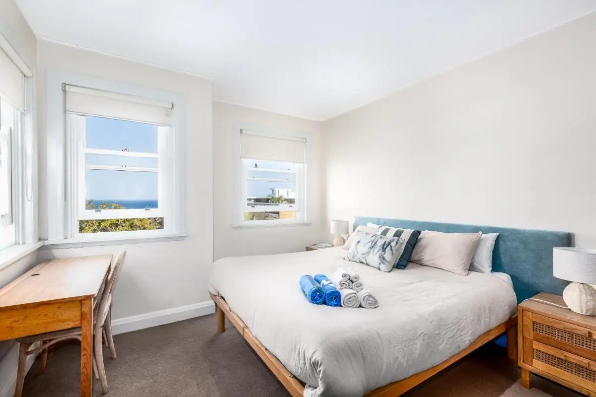 Image 6 of The Bondi Beachcomber Apartment