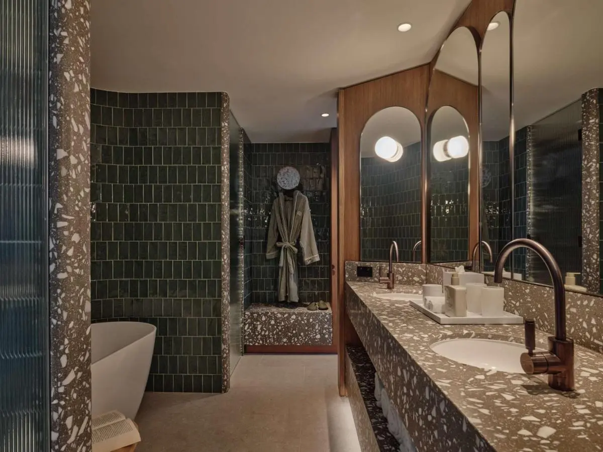 Image 2 of The EVE Hotel Sydney