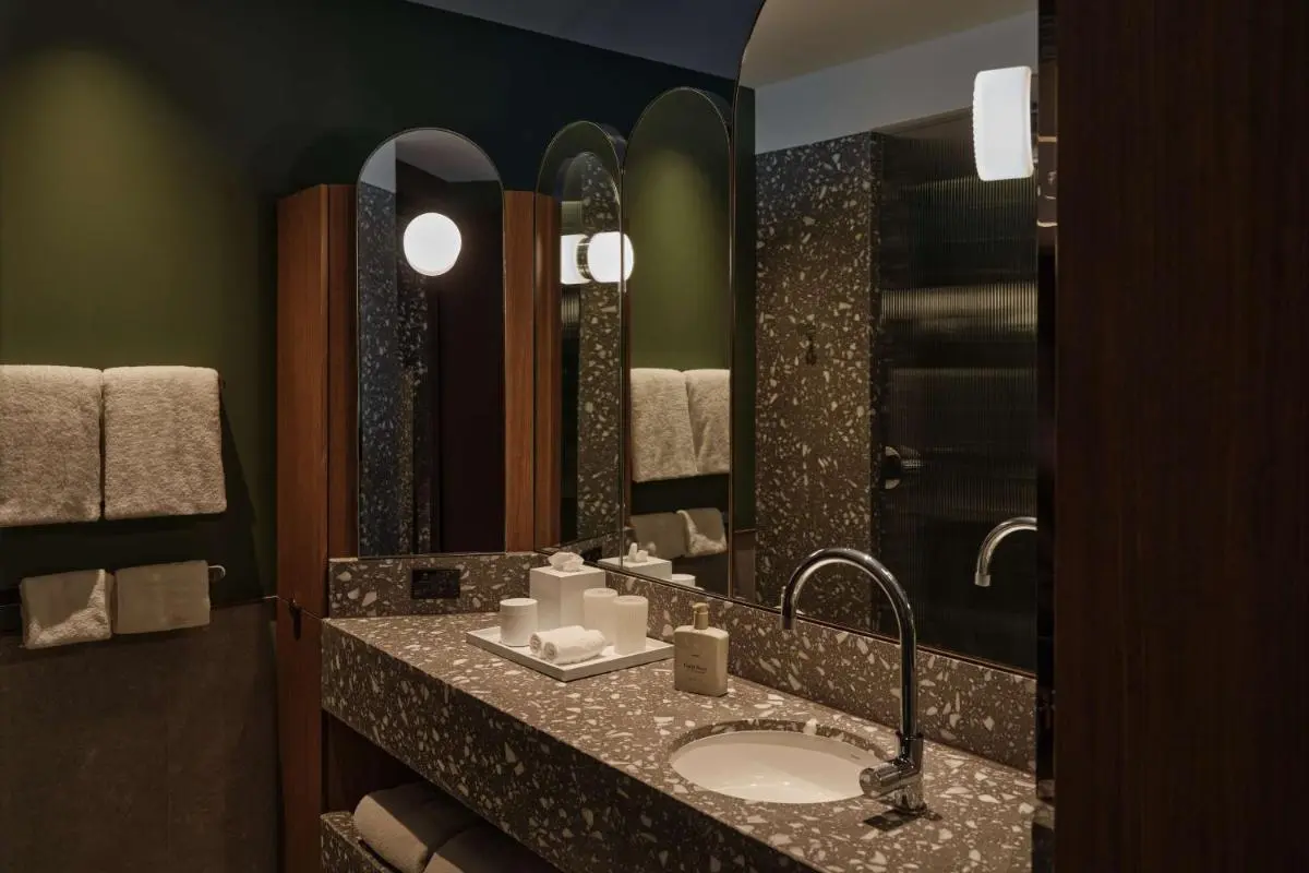 Image 5 of The EVE Hotel Sydney