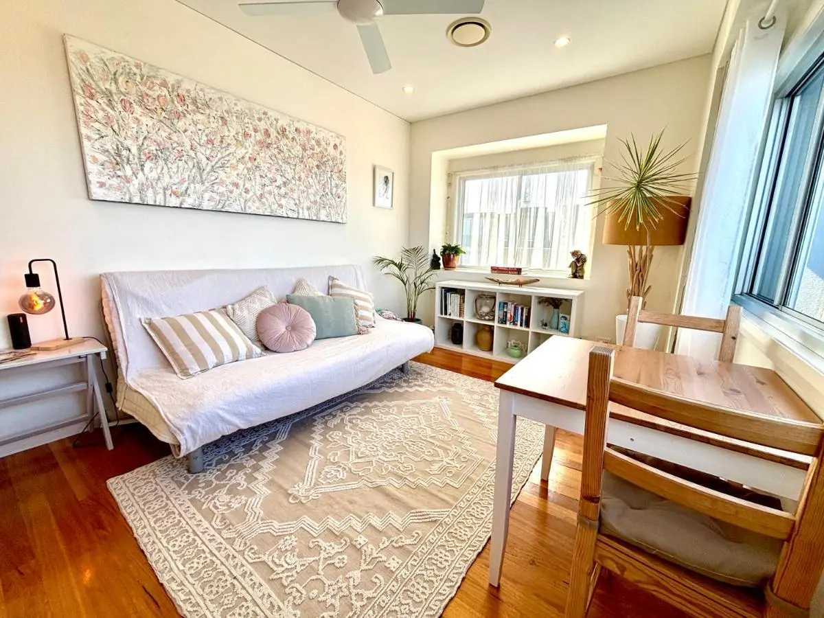 Image 6 of The Gallery Suite – Ocean Views & Creative Vibes