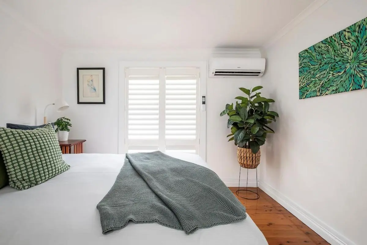 Image 6 of The Henderson – A Classic Inner City Oasis