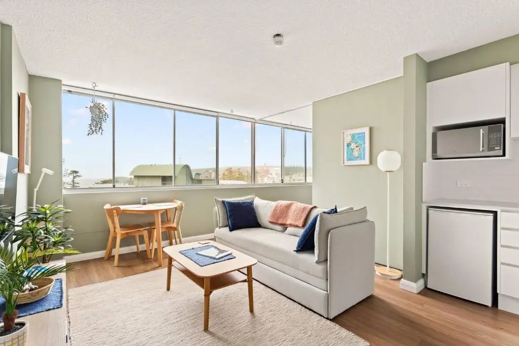 Image of The Norfolk – A Bright Beachside Hideaway with Pool