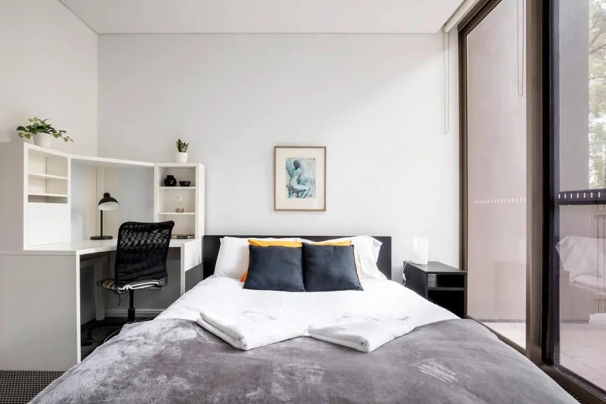 Image 1 of ‘The Patio’ Live like a Local in Spacious Comfort