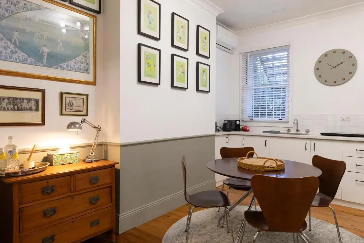 Image 1 of The Pavilion End – Central Paddington Apartment