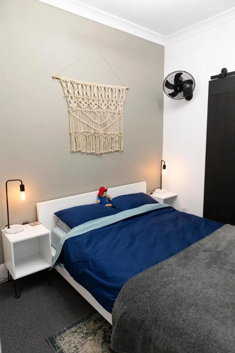 Image 3 of The Pavilion End – Central Paddington Apartment