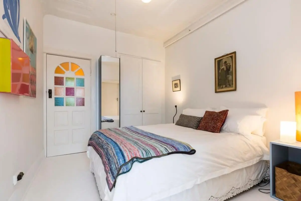 Image 1 of Top Floor 1 Bedroom Apt with Views Close To CBD