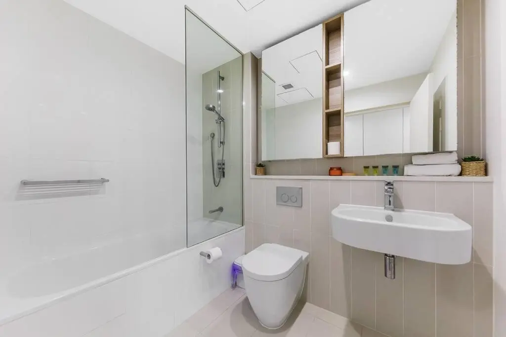 Image 2 of Two Bedroom Private Apartment In Lane Cove with Parking