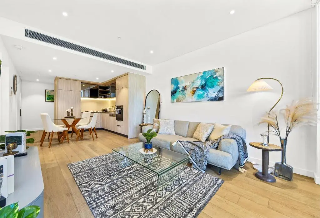 Image of Urban Bliss 2BR Abode – Luxury丨Comfort丨Parking