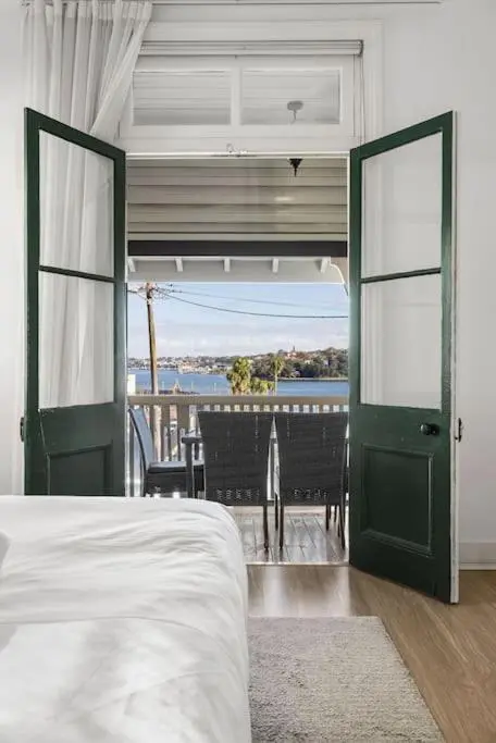 Image 6 of Vacation Home w Private Rooftop and Harbour View