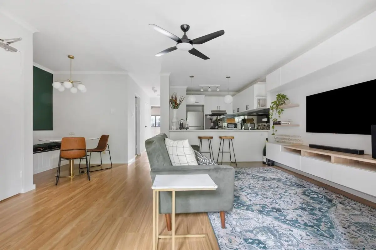 Image 4 of Viva Verdant – Stroll to Darling Harbour and CBD