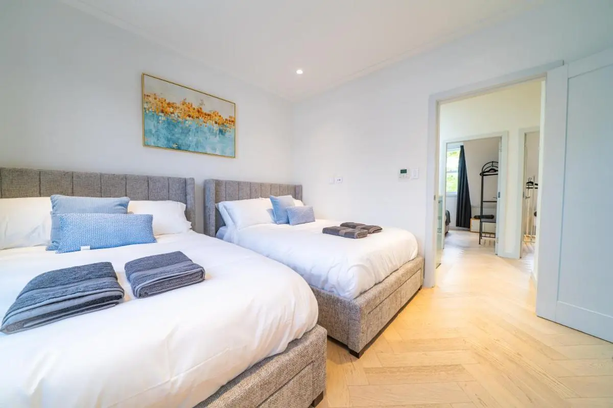 Image 2 of Warm I Welcoming Glebe Retreat I Family Fun Awaits