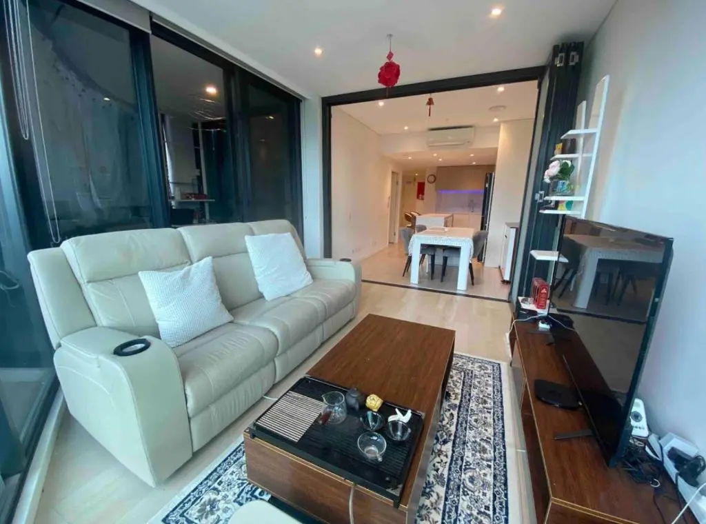 Image of Waterfront 2 bedders Whole unit w car space 2m