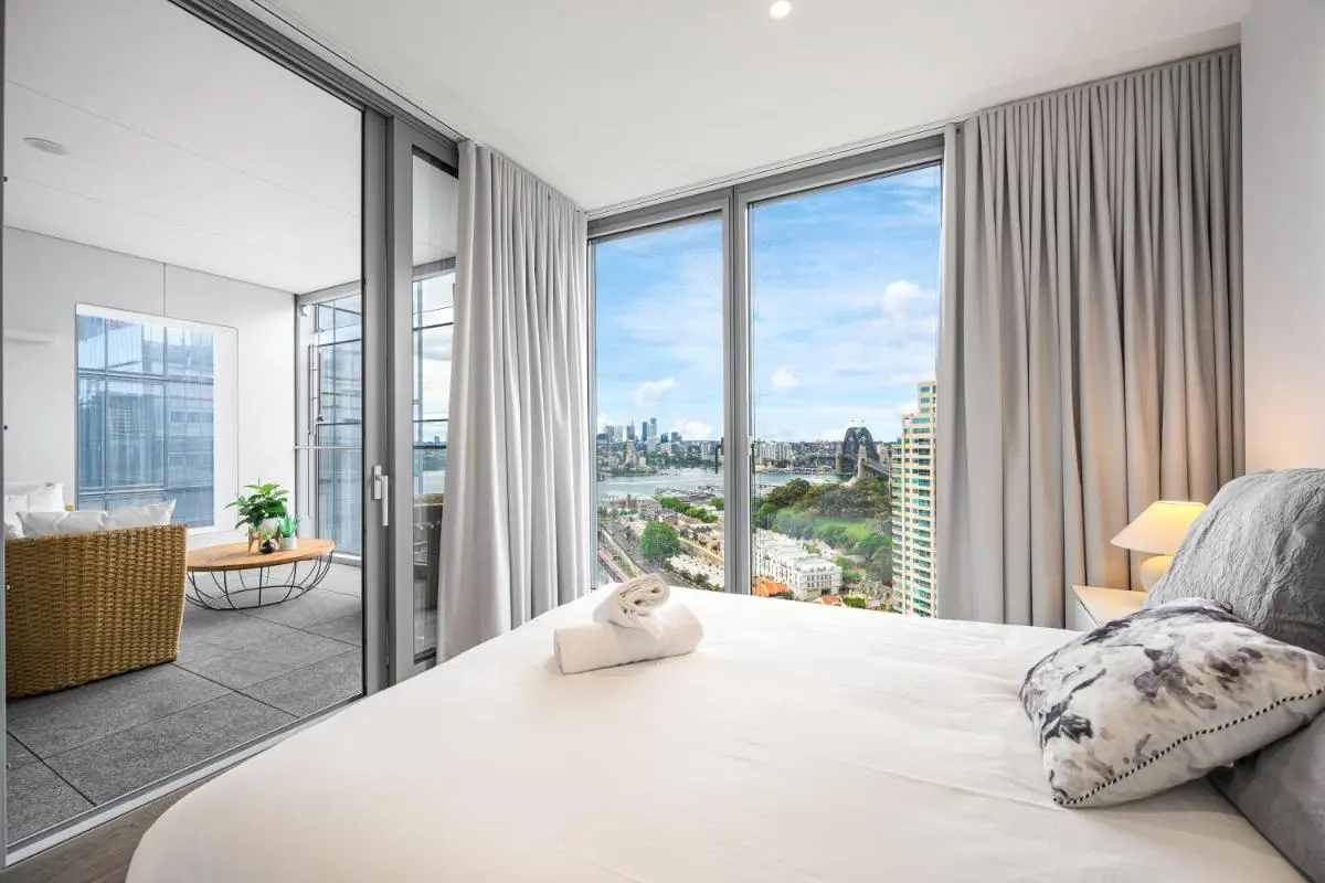 Image 1 of Waterfront CBD luxury 3Br best view & 2 Parkings
