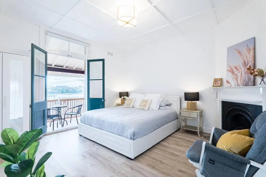 Image of Waterfront – KING Master 4 Bedroom 3 Storey#9-10