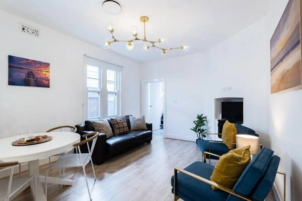 Image 4 of Waterfront – KING Master 4 Bedroom 3 Storey#9-10