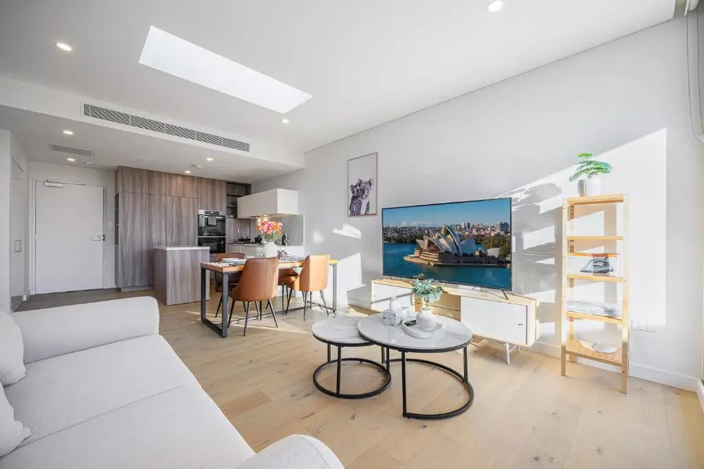 Image of Waterloo 1Br town close to Train Shopping