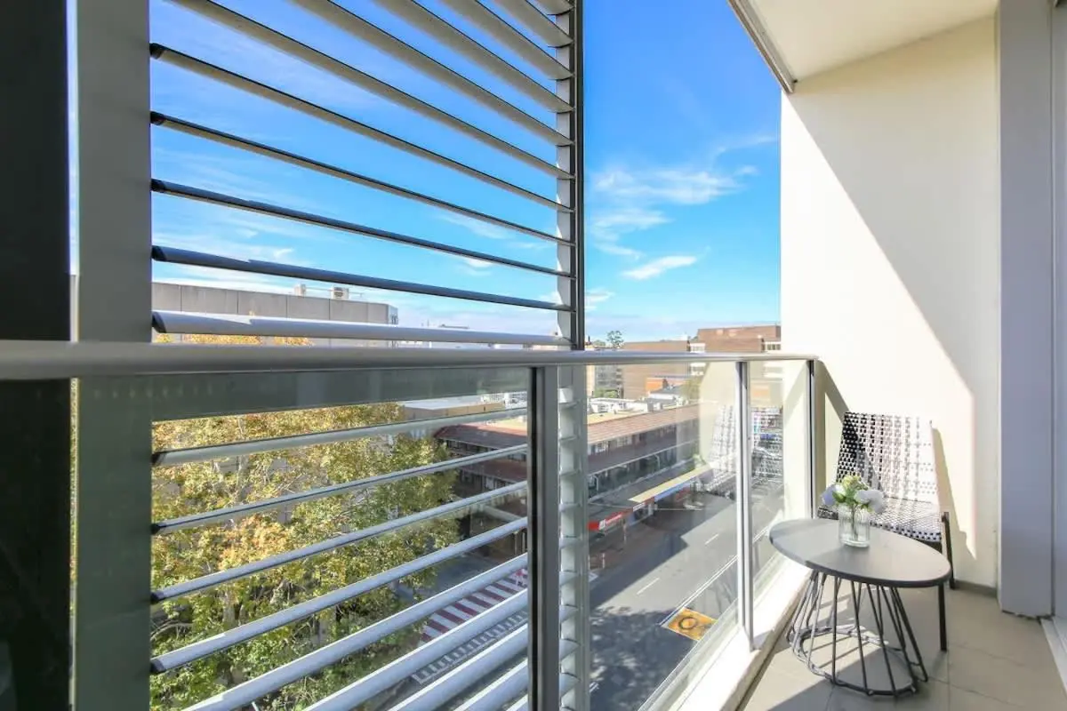 Image 2 of lovely ap in heart of chatswood