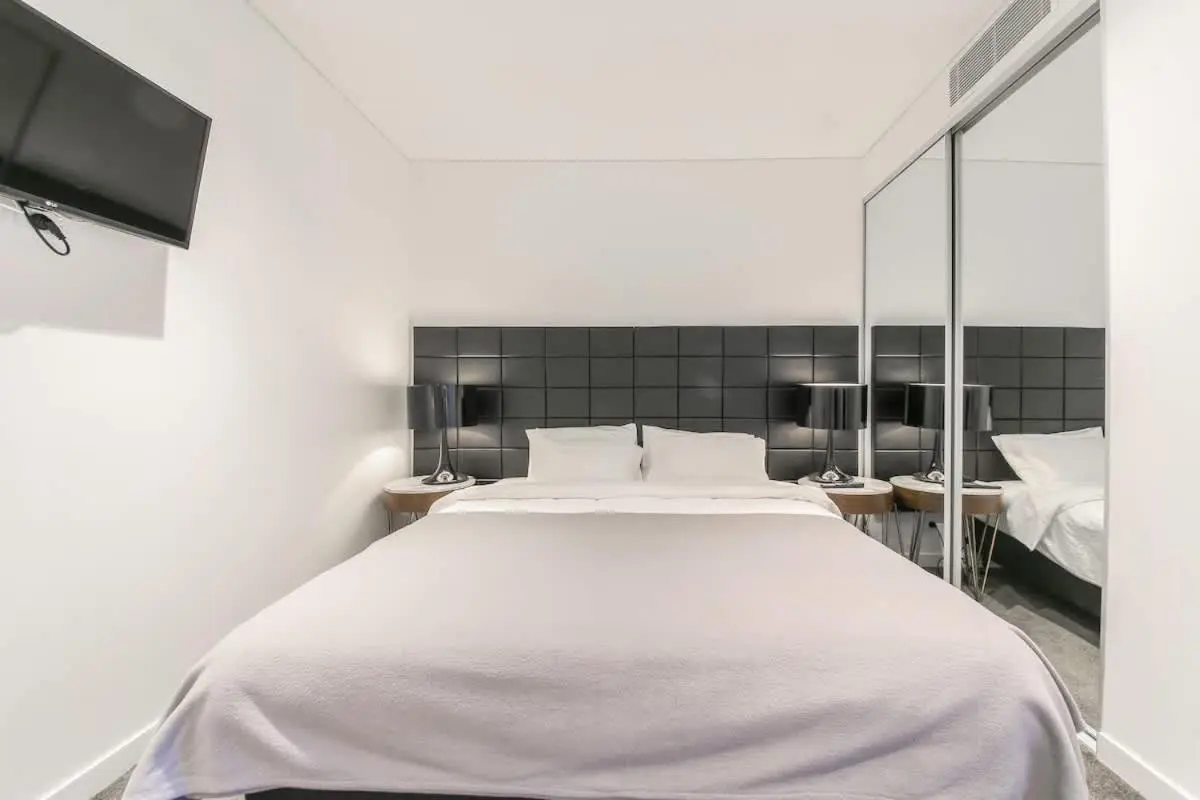 Image 5 of lovely ap in heart of chatswood