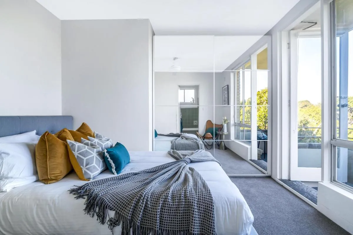 Image 1 of ‘the Crows Nest’ – Stylish & Chic, North Sydney