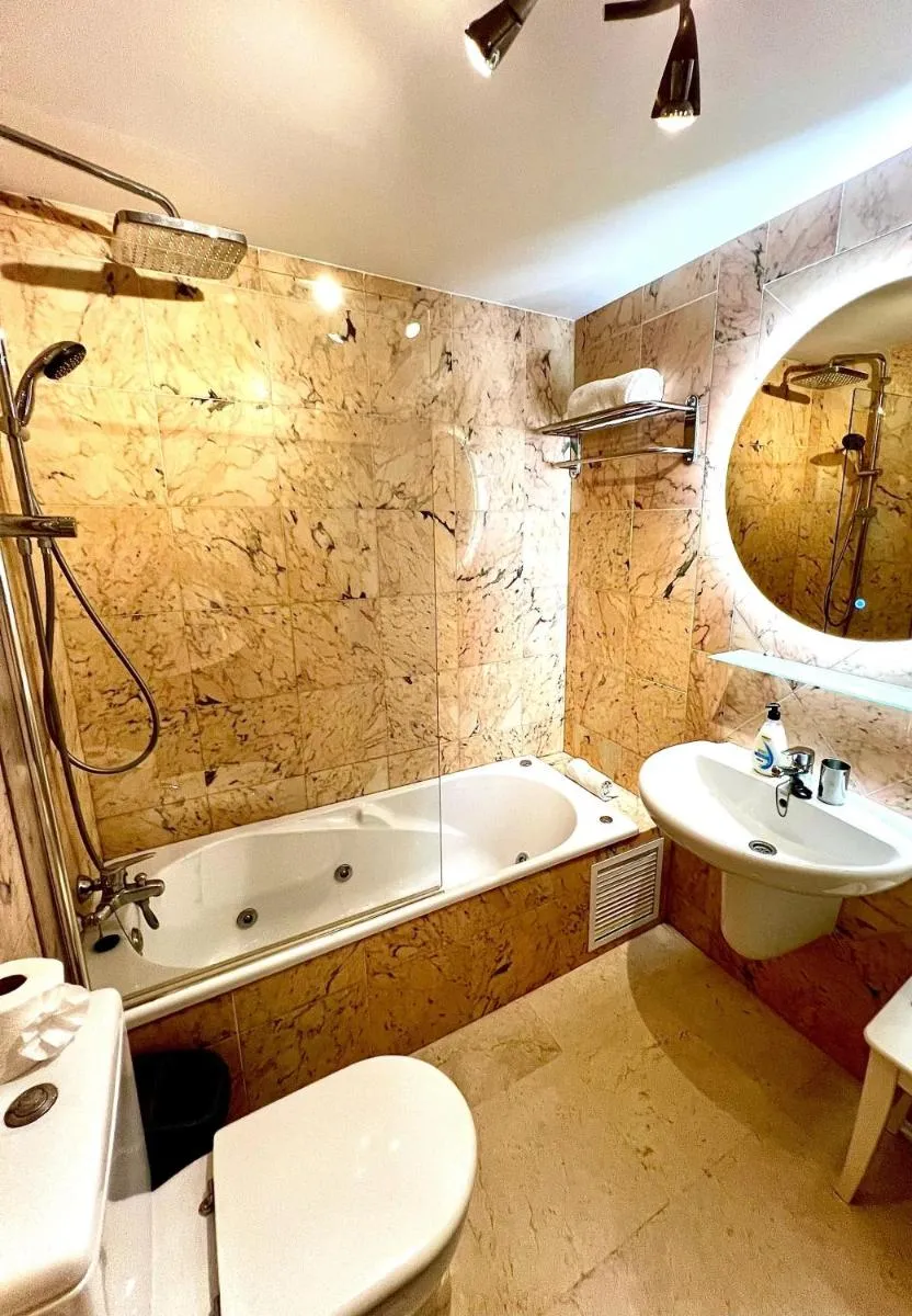 Image 4 of 2 bedrooms apartement at Palm Mar 800 m away from the beach with sea view shared pool and furnished terrace