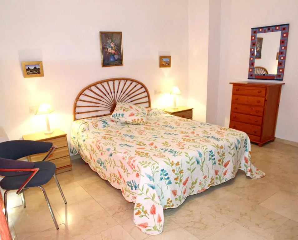 Image 4 of 2 bedrooms apartement at Santa cruz de tenerife 600 m away from the beach with sea view shared pool and furnished balcony