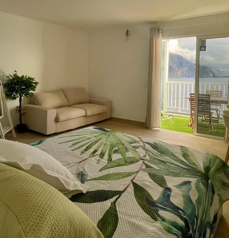 Image 3 of Apartment Inside the wave A